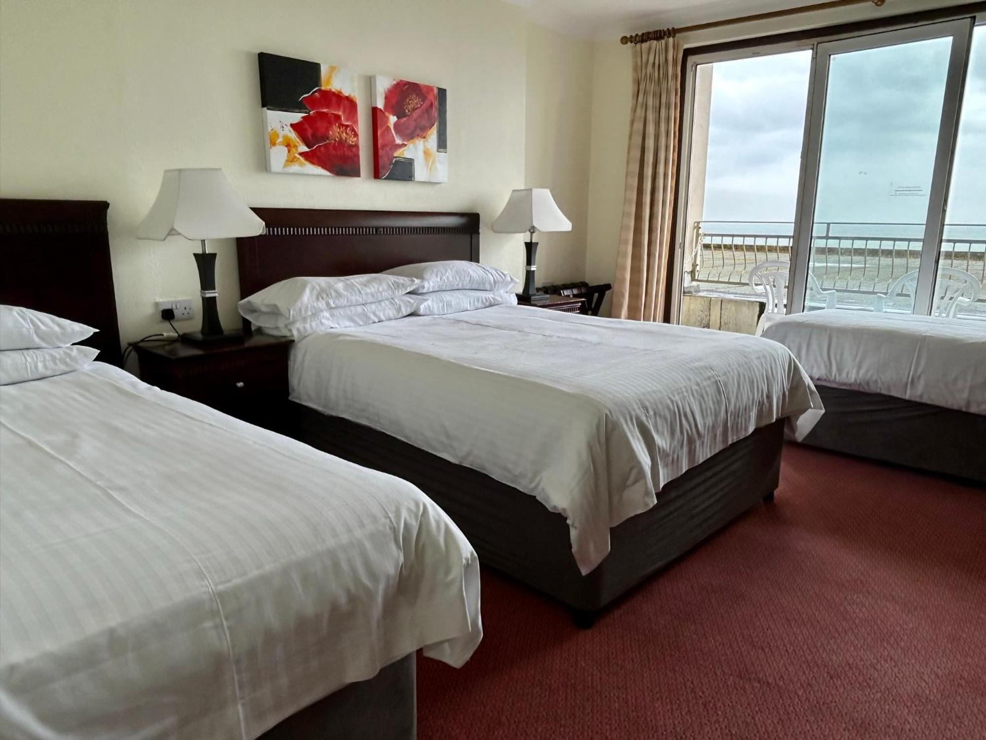 Regent Court - Seafront, Sandown - Free Car Ferry For Bookings Of 3 Or More Nights, Subject To Availability Habitación foto