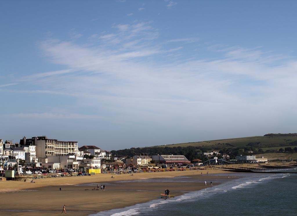 Regent Court - Seafront, Sandown --- Car Ferry Optional Extra 92 Pounds Return From Southampton Exterior foto